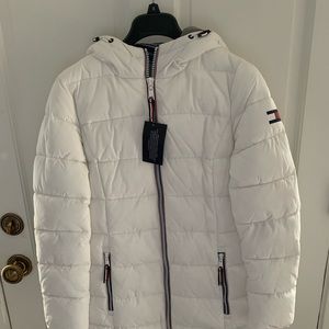 NWT white Tommy Hilfiger Puffer Parka